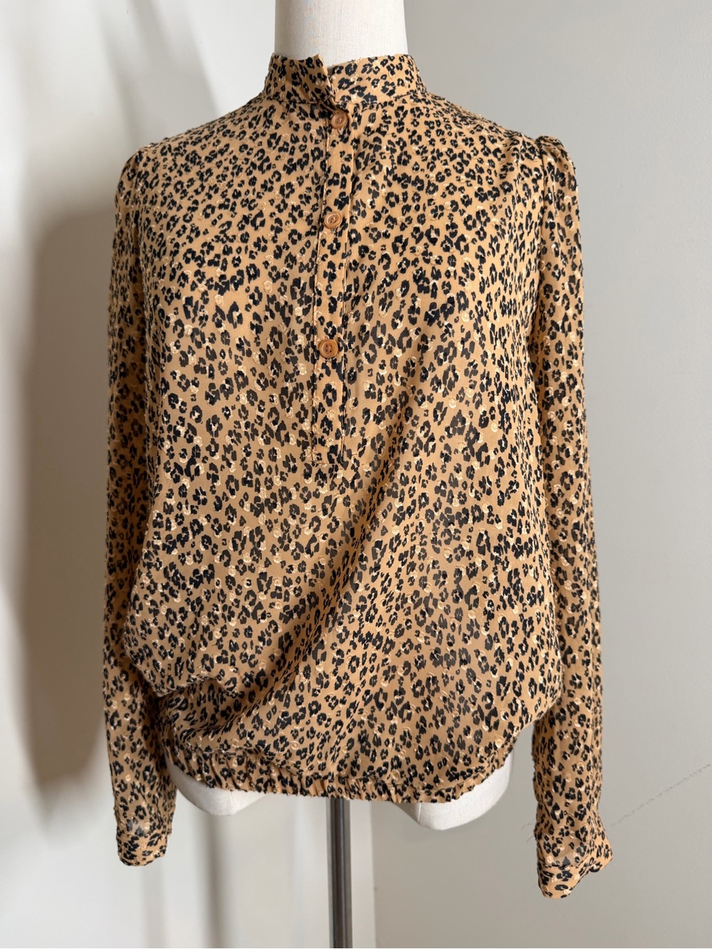 NEW! Who What Wear Women’s Long Sleeve -SZ XS- Black Tan Leopard Print Blouse